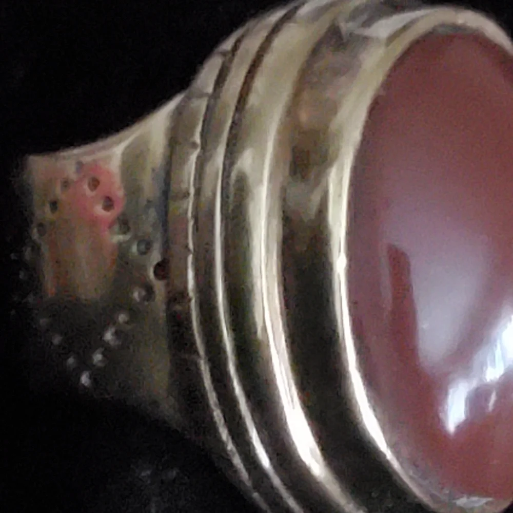 Brass tone men's ring with large brown cabochon size 6 1/2